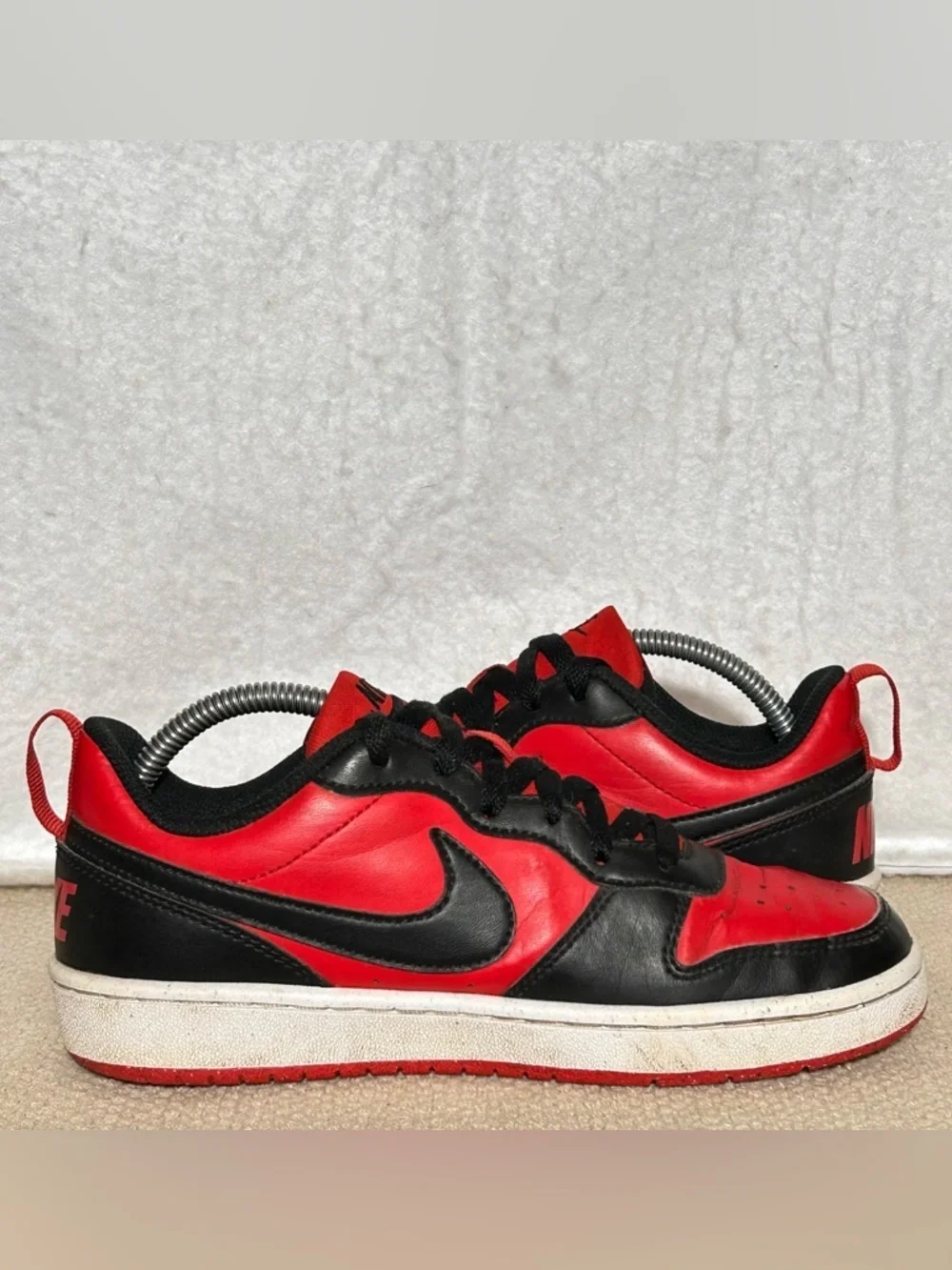 Nike Big Kids Court Borough Low 2 Red/Blk Leather Athletic Sneakers Shoes SZ 4Y